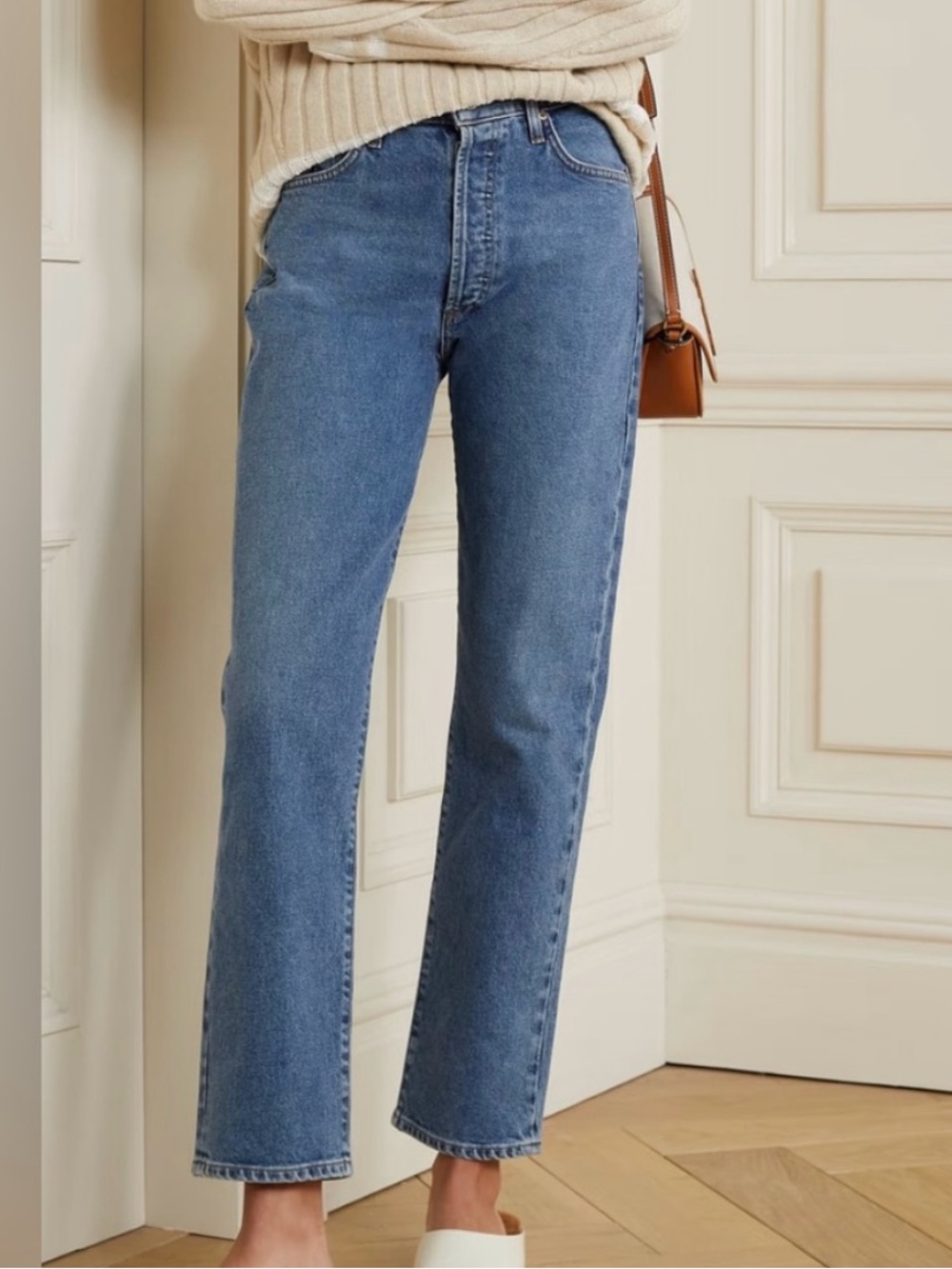 Gold sign women’s blue jeans straight leg size 27 classic wardrobe staple